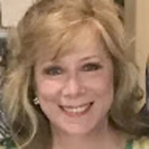 Meet your Posher, Debbie